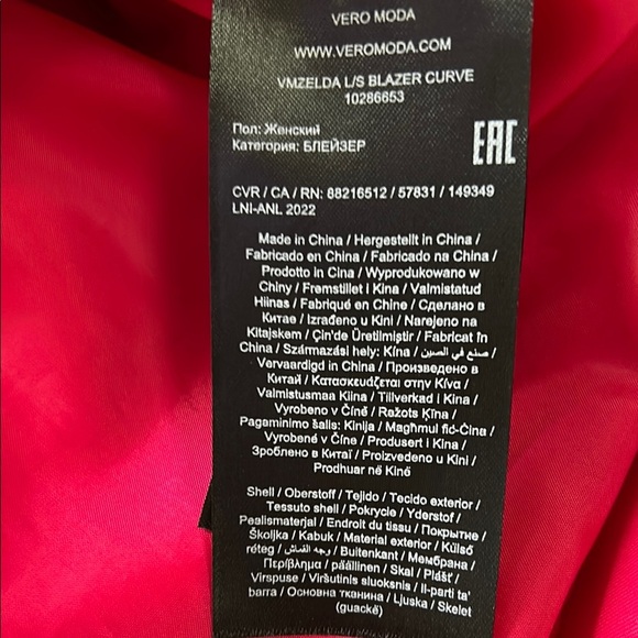 Vero Moda Vibrant Pink Blazer - Picture 4 of 6